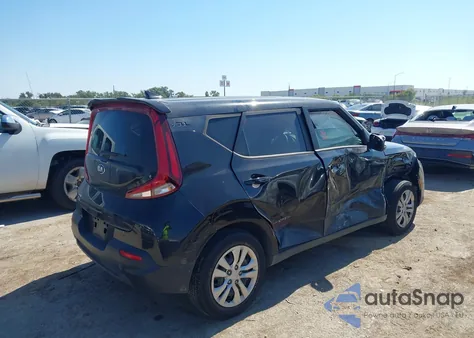 2021 Kia Soul Lx z USA, uszkodzony, nr VIN KNDJ23AU3M7787170